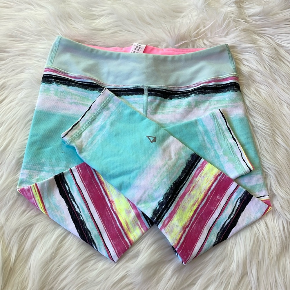 Ivivva size 10 leggings